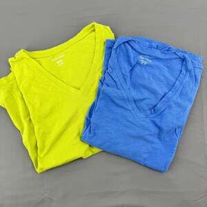 Eileen Fisher V-Neck T-Shirt Lot Size XS Blue & Lime Green Cotton